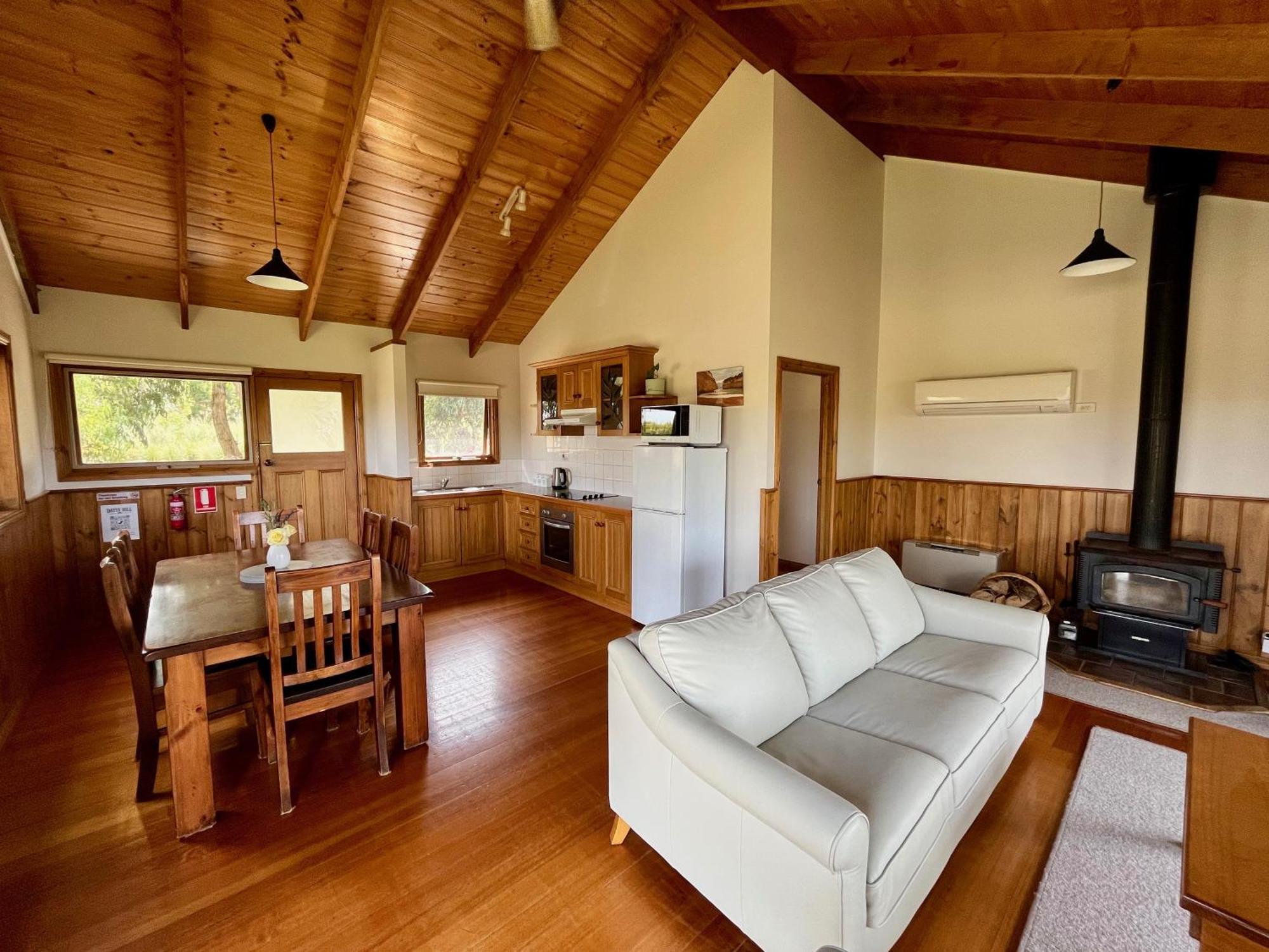 Daysy Hill Country Cottages Port Campbell Pokoj fotografie